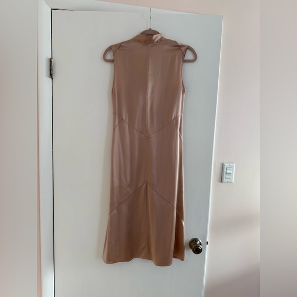 Burberry Silk Dress (US4) - Picture 3 of 4